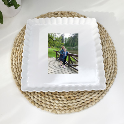 Keramická dezertní miska s vroubkovaným designem a vlastní fotkou.