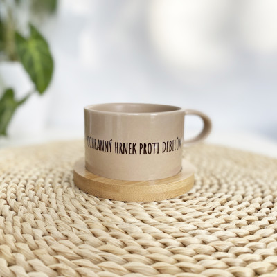 Designový kávový hrnek - Ochranný